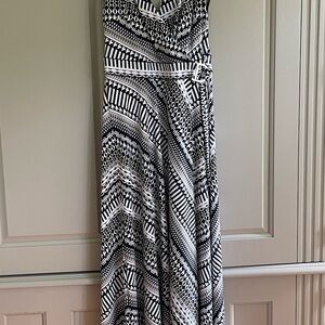 White House Black Market Black and White Sleeveless Maxi Sundress